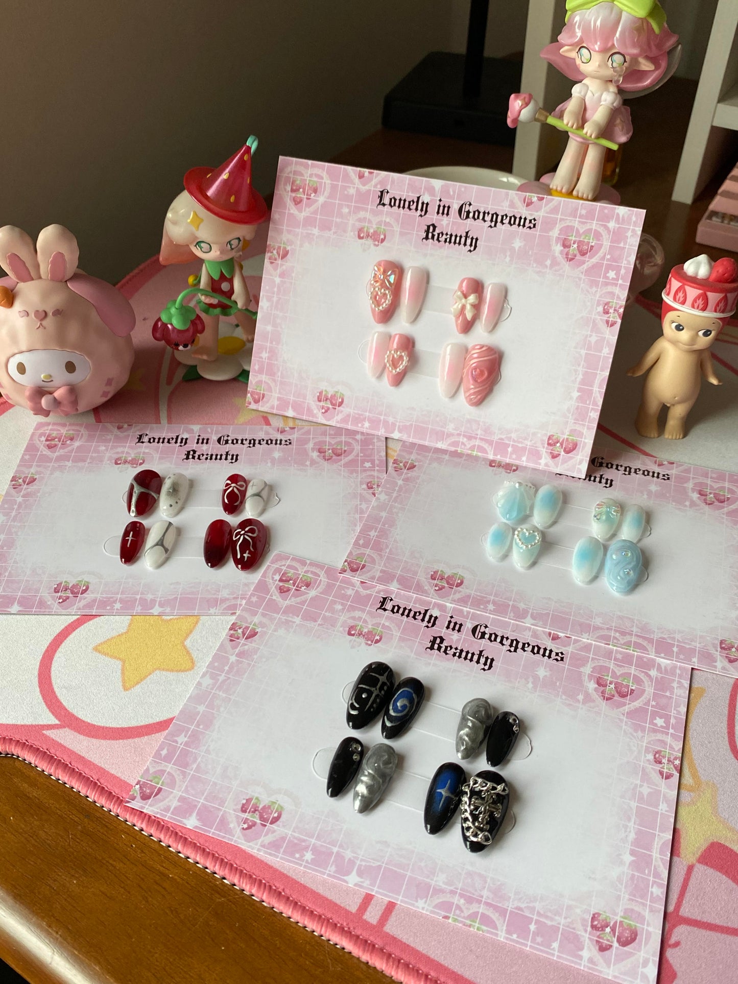 Choose Your Character Press-On Nails - Medium Almond
