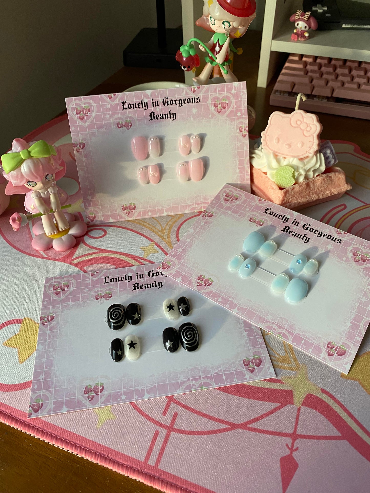 Choose Your Character Press-On Nails - Short Round